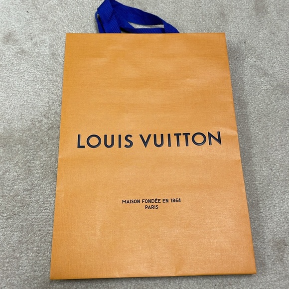 Louis Vuitton shopping bag - Picture 2 of 2